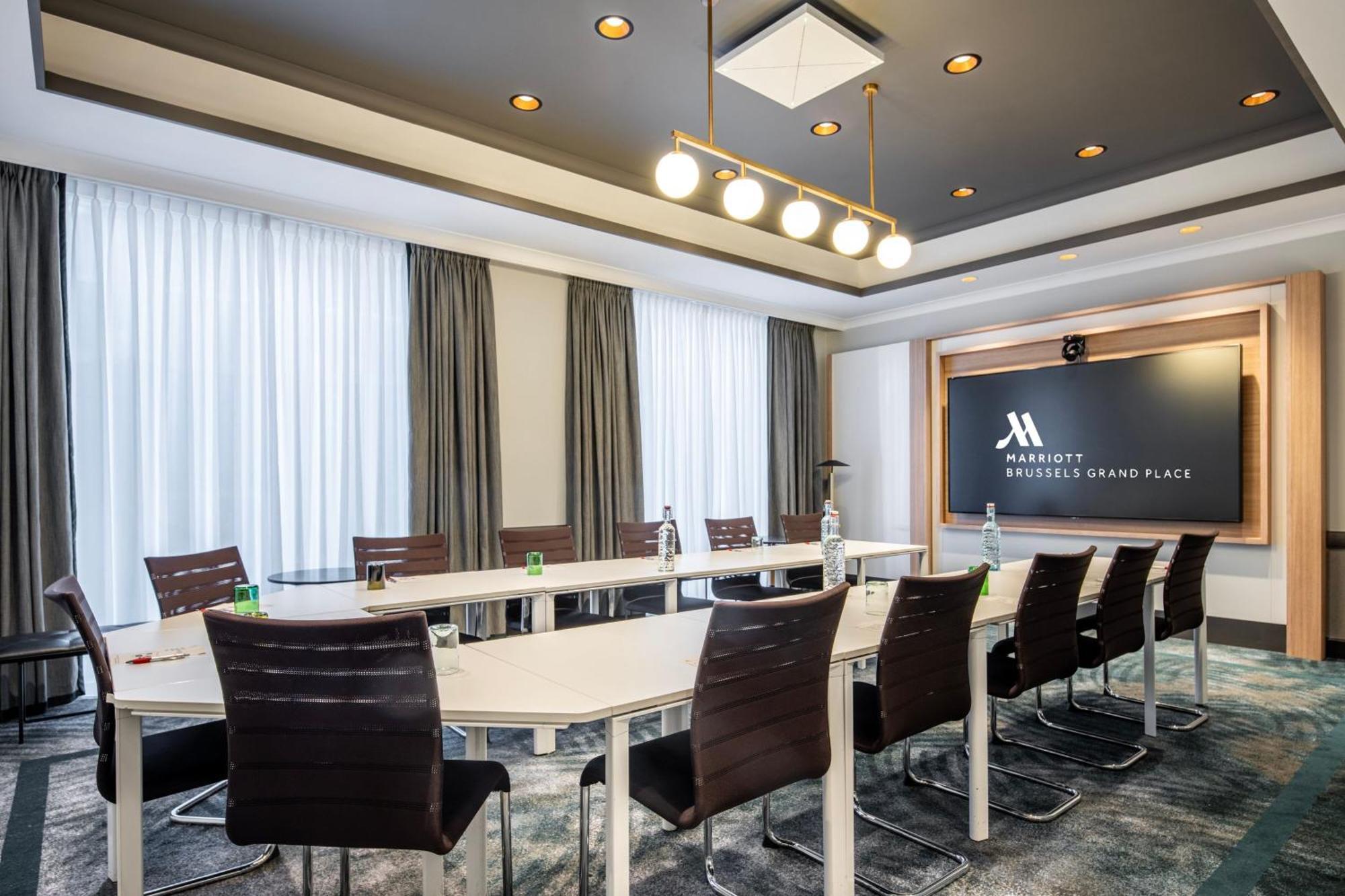 Hotel Marriott Grand Place 4*